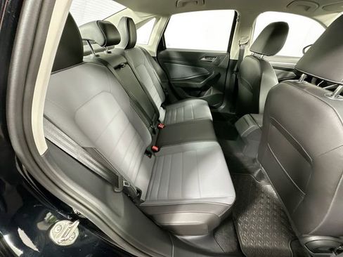 Used 2025 Volkswagen Jetta SE w/ Black Wheel Package image 27