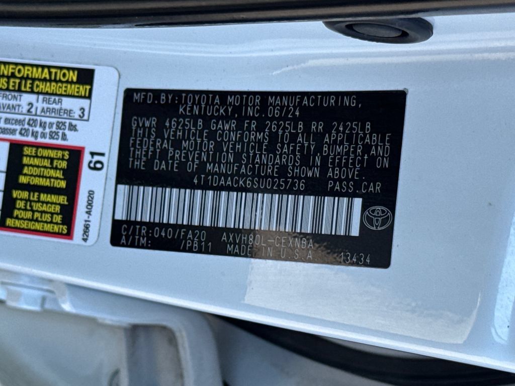 Used 2025 Toyota Camry LE FWD image 45