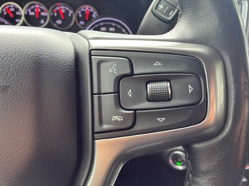 Used 2020 Chevrolet Silverado 1500 LT Trail Boss w/ Midnight Edition AWD/4WD image 29