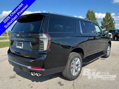 New 2025 Chevrolet Suburban Premier w/ Sun And Tow Package image 5