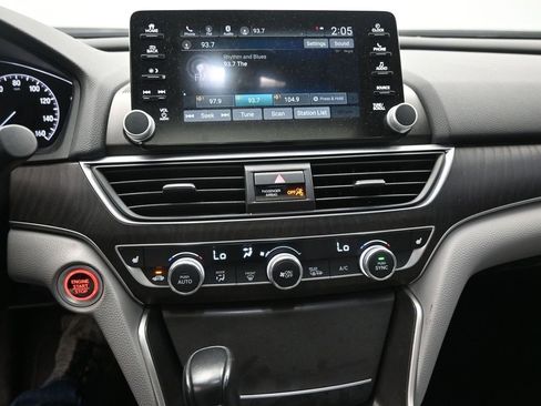 Used 2019 Honda Accord EX-L image 9