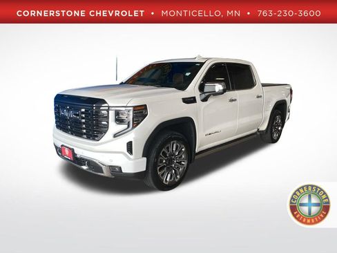 Used 2024 GMC Sierra 1500 Denali Ultimate AWD/4WD image 1