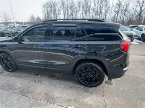 Certified 2021 GMC Terrain SLE w/ Driver Convenience Package image 5