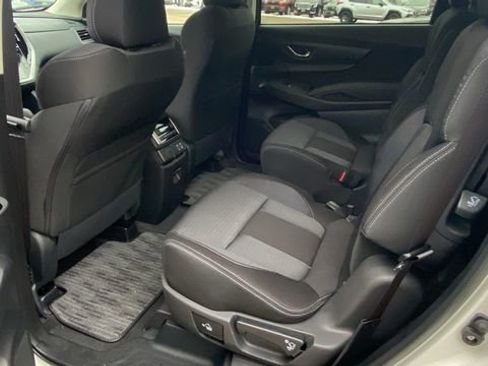 Certified 2025 Subaru Ascent Premium image 32
