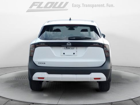 New 2026 Nissan Kicks S image 6