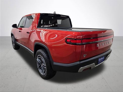 Used 2025 Rivian R1T Adventure image 16