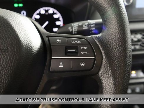 Certified 2026 Honda HR-V LX image 3