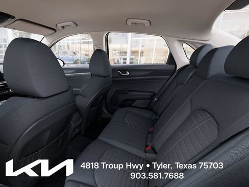 New 2026 Kia K5 LXS FWD image 18