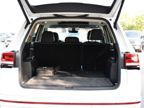 Used 2022 Volkswagen Atlas SEL R-Line AWD/4WD image 24
