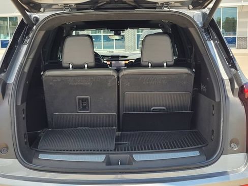 Used 2022 Cadillac XT6 Premium Luxury w/ Platinum Package AWD/4WD image 10
