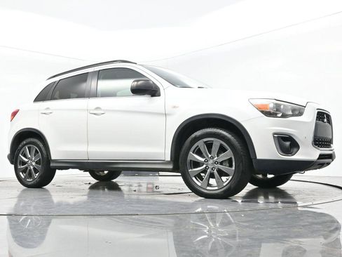 Used 2013 Mitsubishi Outlander Sport LE image 41