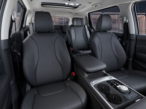 New 2026 Kia Carnival SX Prestige FWD image 15
