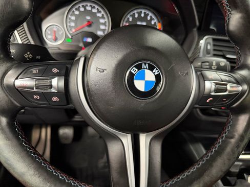 Used 2016 BMW M3 RWD image 18