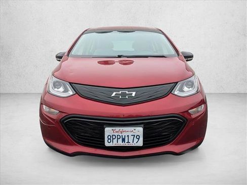 Used 2020 Chevrolet Bolt LT image 2