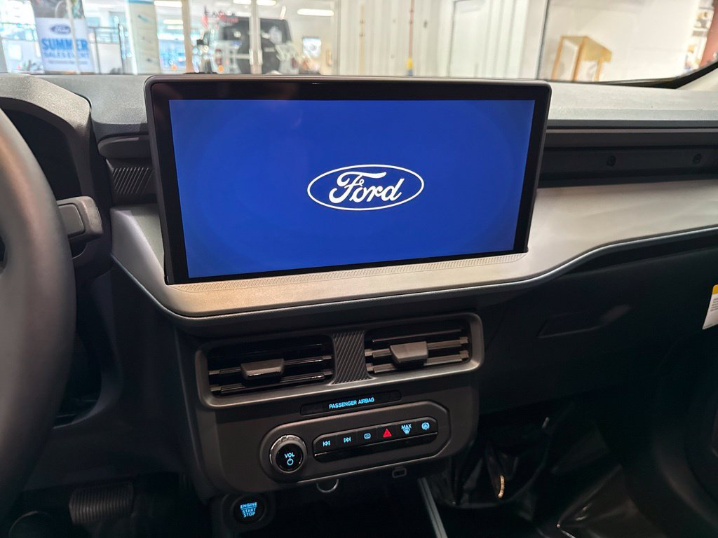 New 2026 Ford Maverick XLT w/ XLT Luxury Package AWD/4WD image 19