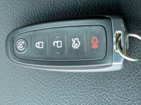 Used 2015 Ford Explorer Limited w/ Equipment Group 301A AWD/4WD image 29