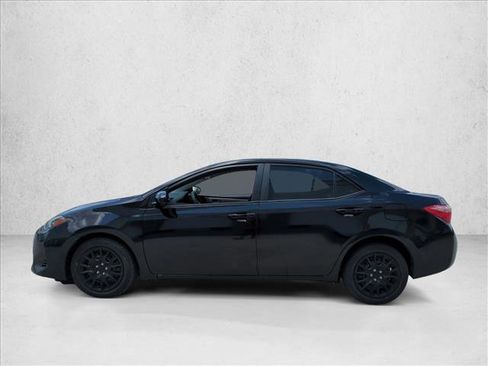 Certified 2018 Toyota Corolla LE FWD image 8
