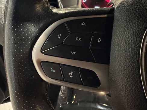 Used 2019 Dodge Challenger SRT Hellcat Redeye RWD image 18