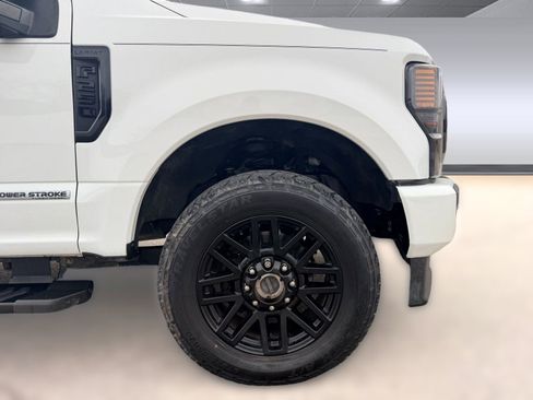 Used 2020 Ford F250 Lariat image 8