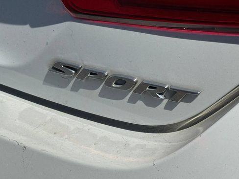 Used 2019 Honda Accord Sport image 18