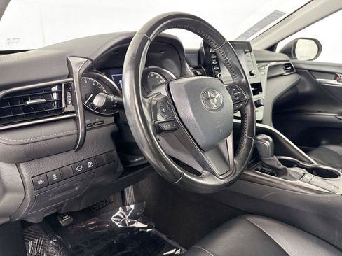 Certified 2023 Toyota Camry SE FWD image 4