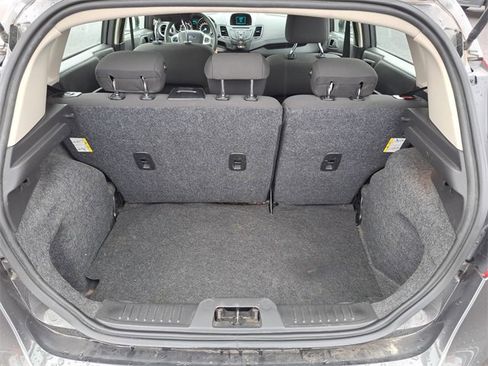 Used 2017 Ford Fiesta SE image 25