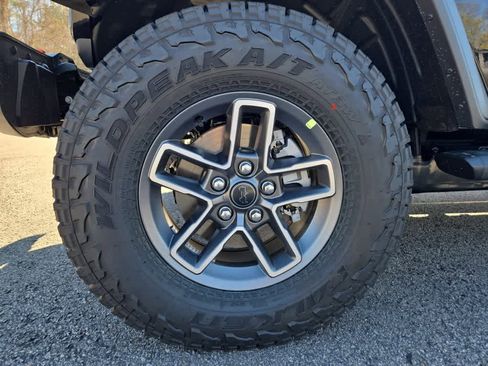 New 2026 Jeep Gladiator Mojave AWD/4WD image 12