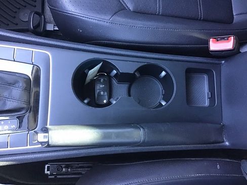 Used 2015 Volkswagen Passat 1.8T Limited Edition image 34