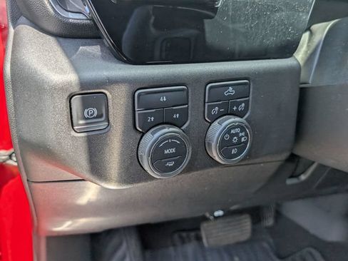 Used 2025 Chevrolet Silverado 2500 LT w/ Convenience Package AWD/4WD image 15