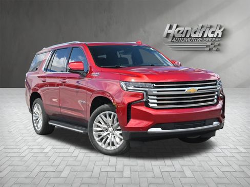 Used 2024 Chevrolet Tahoe High Country AWD/4WD image 2