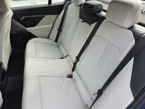 Used 2026 BMW 530i w/ M Sport Package image 13