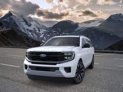 New 2026 Ford Expedition Max Platinum w/ Driver's Package AWD/4WD image 2