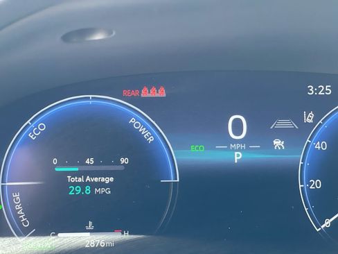 Certified 2025 Toyota Camry XLE AWD/4WD image 4