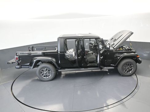 New 2026 Jeep Gladiator Sport image 63
