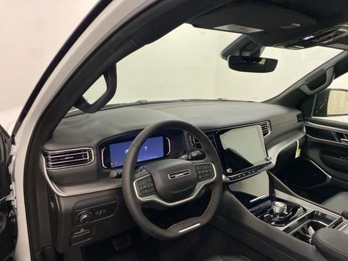 New 2026 Jeep Grand Wagoneer 4WD image 7