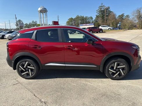 New 2026 Nissan Kicks SV w/ SV Premium Package image 5