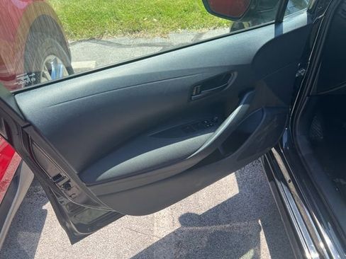 Used 2023 Toyota Corolla LE FWD image 8