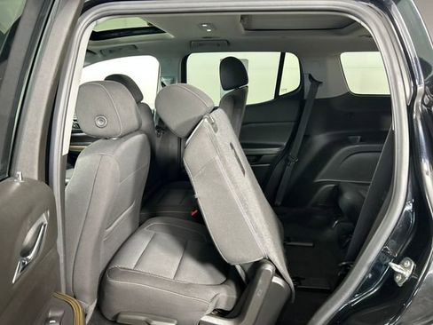 Used 2021 GMC Acadia SLE w/ Driver Convenience Package image 26