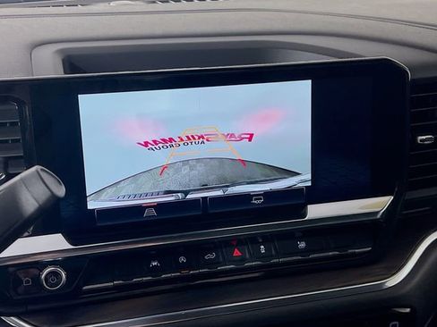 Used 2025 GMC Sierra 1500 SLT image 19