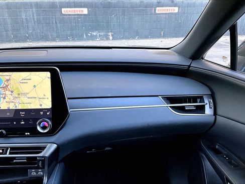 Used 2025 Lexus RX 350h image 16