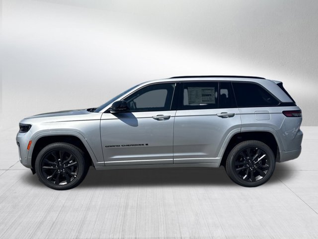 New 2026 Jeep Grand Cherokee Limited AWD/4WD image 8