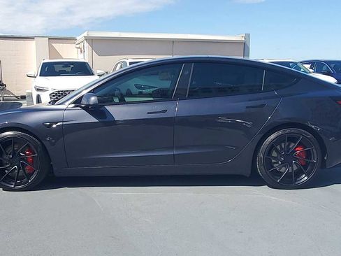Used 2024 Tesla Model 3 Performance AWD/4WD image 3