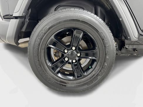 Used 2021 Jeep Wrangler Unlimited Sahara AWD/4WD image 48