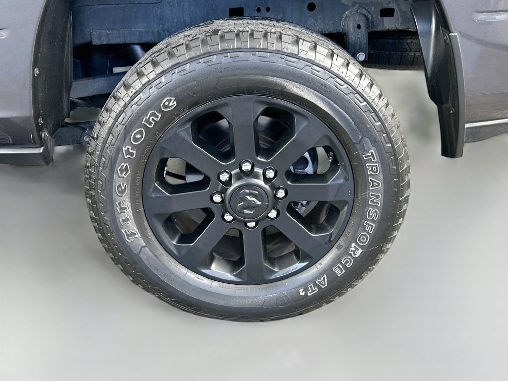 Used 2025 RAM 2500 Big Horn AWD/4WD image 32