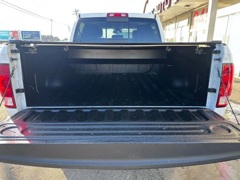 Used 2018 RAM 1500 Big Horn image 42