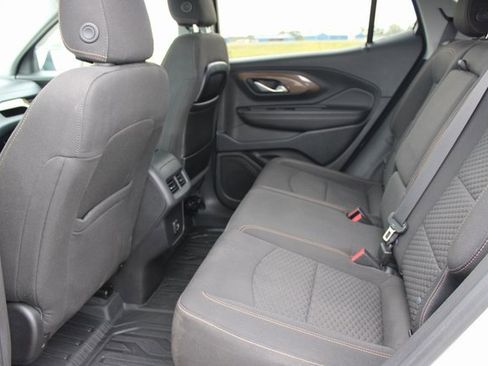 Used 2020 GMC Terrain SLE w/ Driver Convenience Package image 20