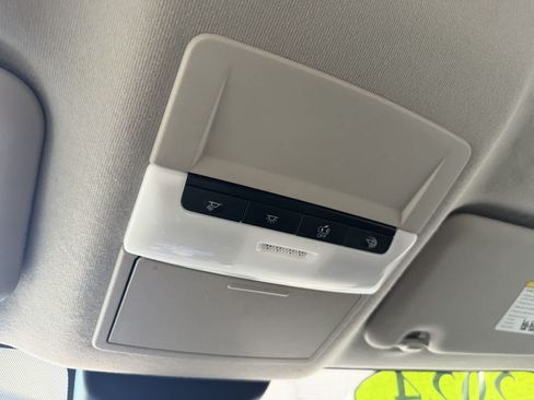 Used 2024 Nissan Sentra SV FWD image 20
