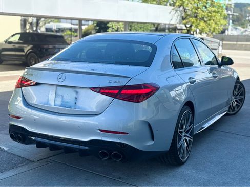 Used 2025 Mercedes-Benz C 43 AMG 4MATIC Sedan image 4