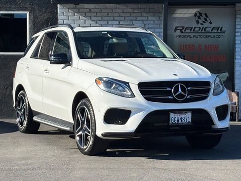 Used 2019 Mercedes-Benz GLE 400 4MATIC w/ Premium 1 Package image 6