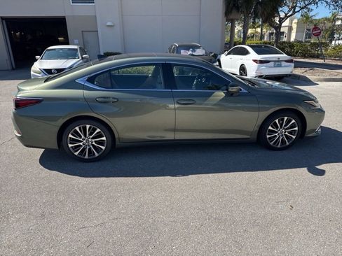 Used 2019 Lexus ES 350 image 12